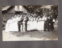 A group of adults at Arden Shore